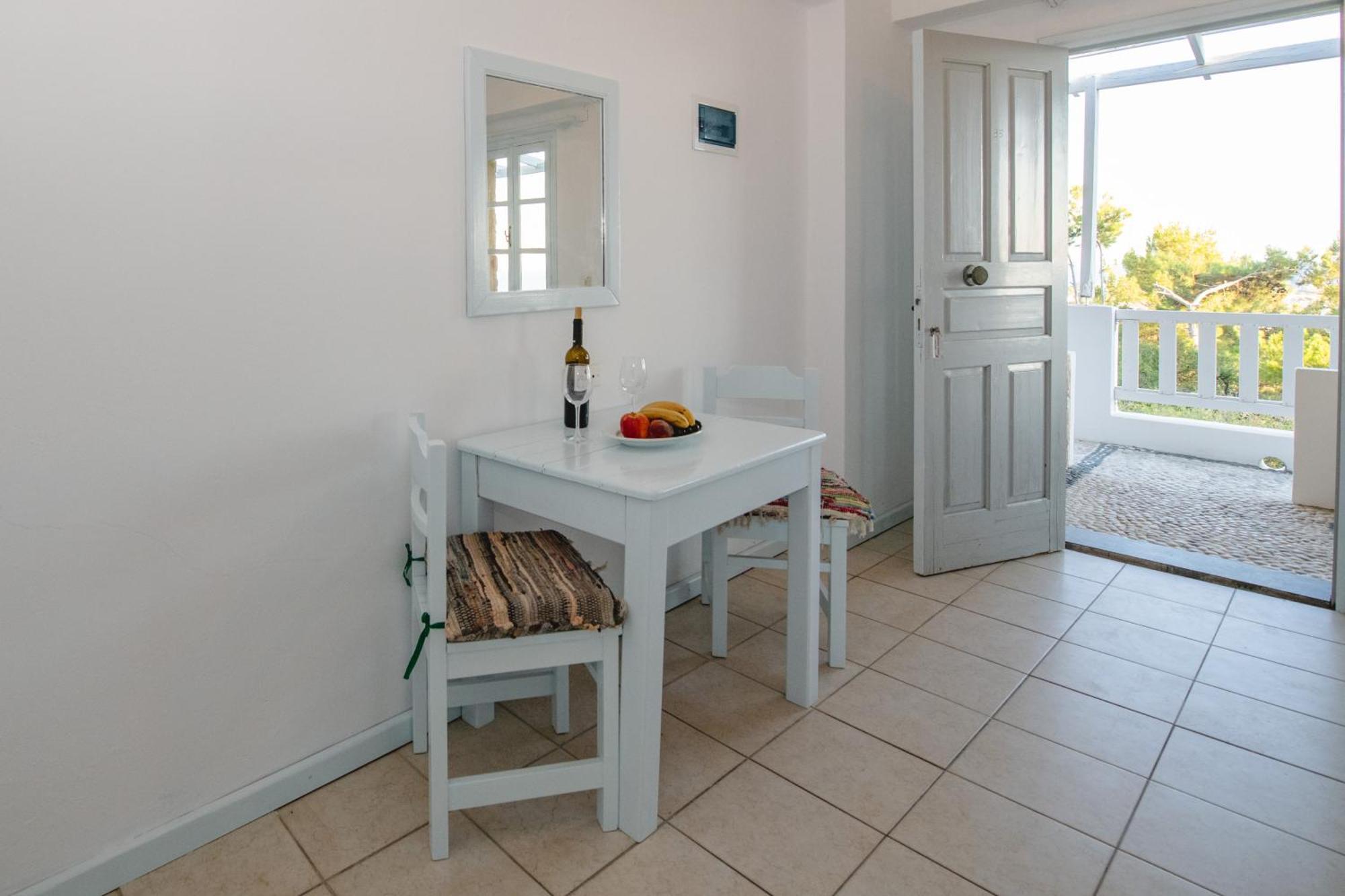 Karpathios Studios Pefkos Pefki Exterior foto